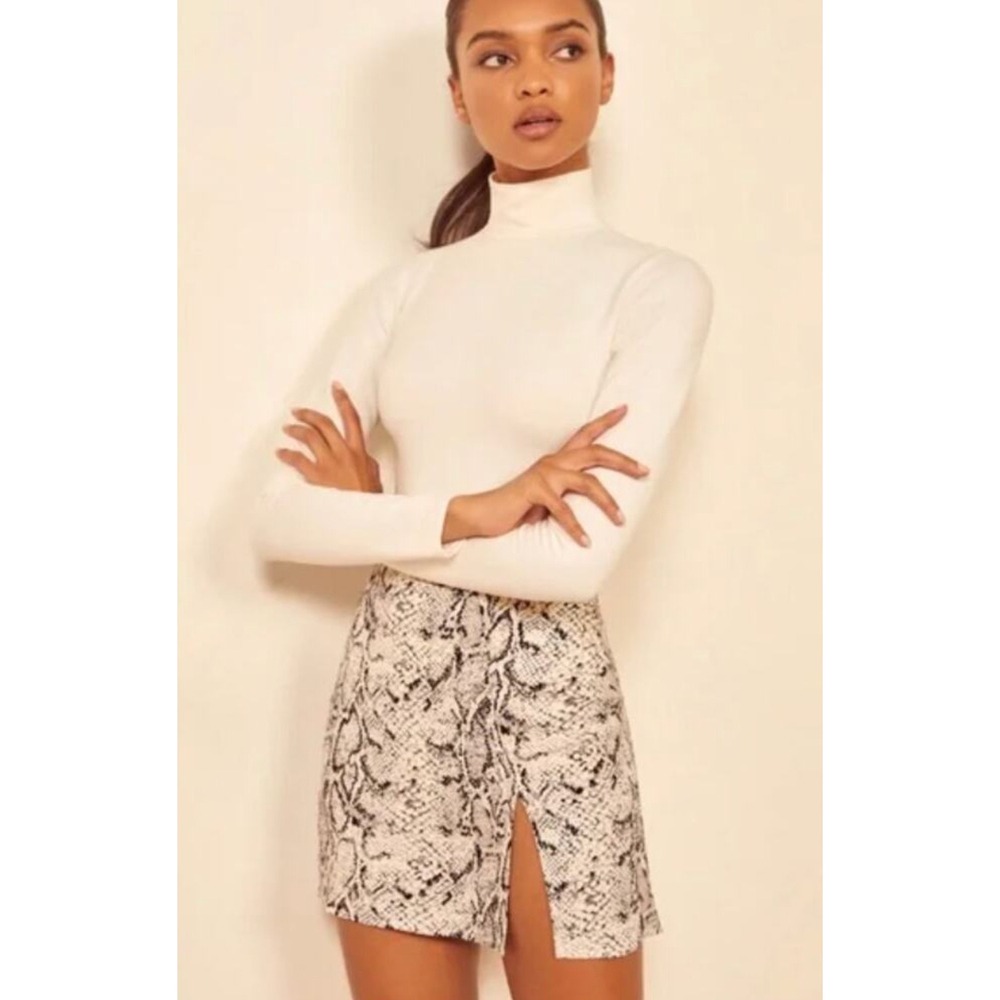 Reformation Margot Python Snakeskin Mini Skirt in‎ Cream Black Size 2 NWT